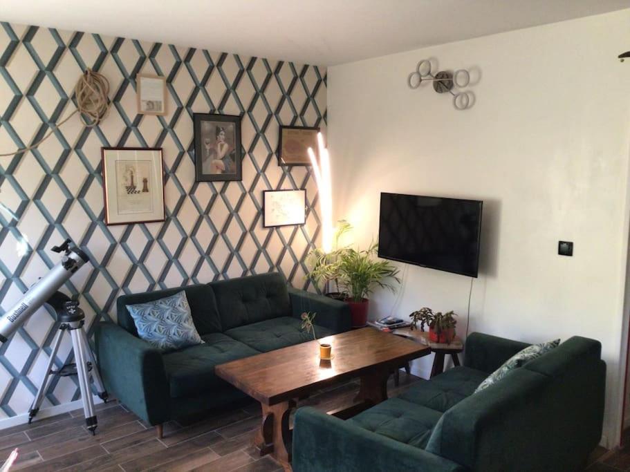 קונפלן-סנט-הונורין Proche De Paris 25Mintout Equipe, 2 Chambres מראה חיצוני תמונה